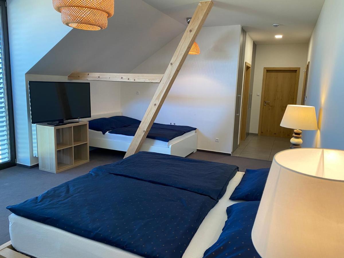 Bilichov Hotel Екстериор снимка